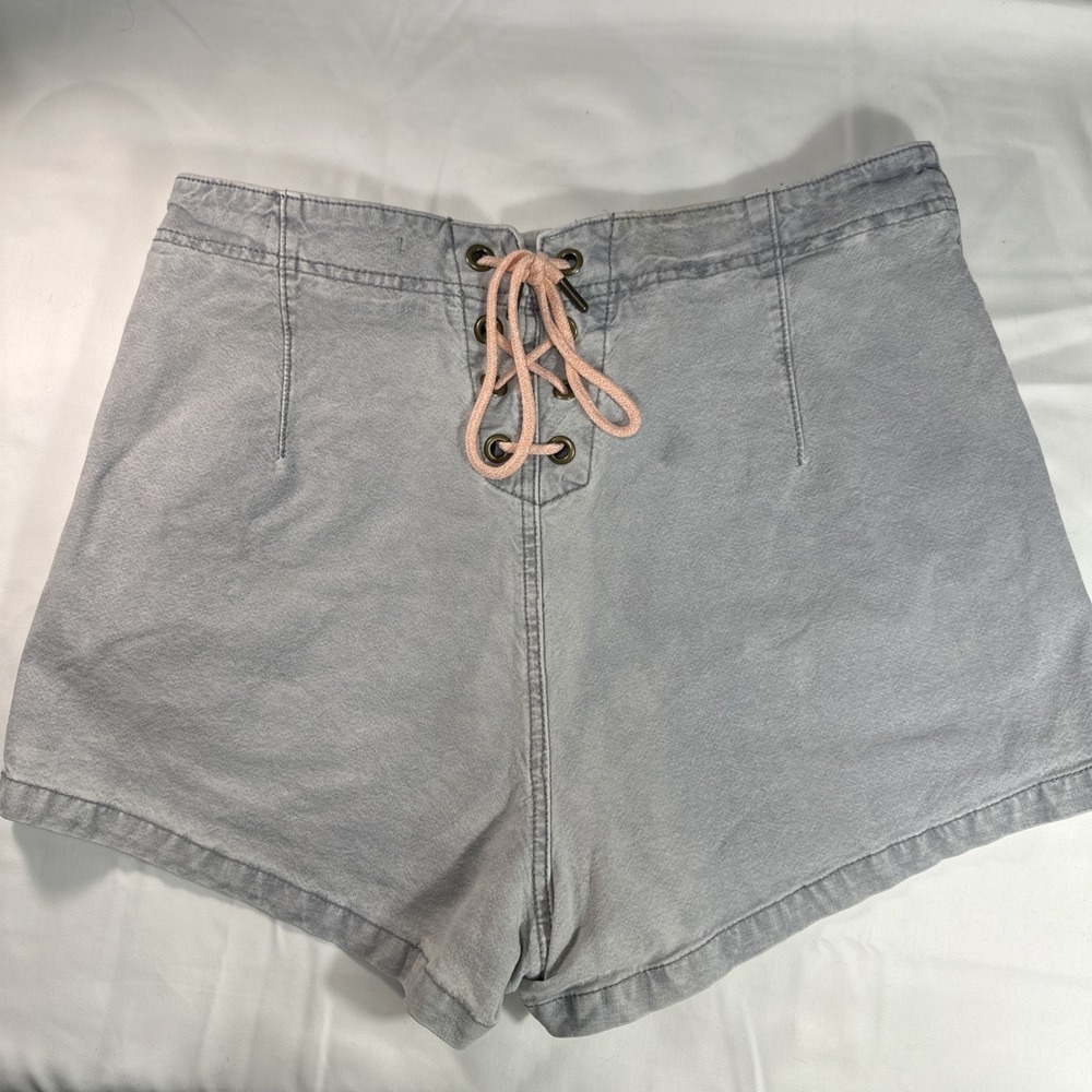 Anthropologie Pilcro Lace Up Romantic Festival Boho Denim Shorts Size 32 Stretch